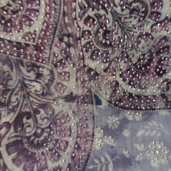 Top - Picture 3 of 5